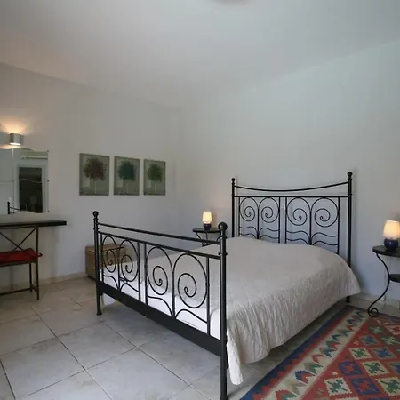 Lovely Open Plan Family In Kato *