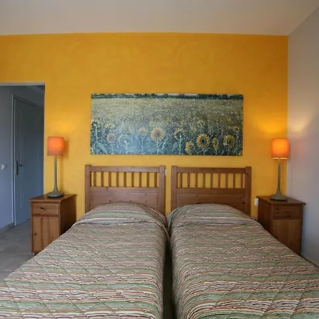 Lovely Open Plan Family In Kato Villa