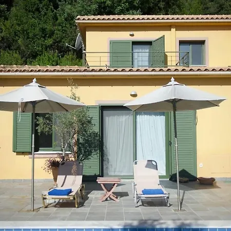 Lovely Open Plan Family In Kato Villa *